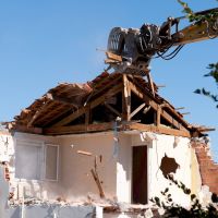 demolizione abitazione e recupero inerti costruzioni a Isola Del Gran Sasso Teramo Abruzzo ESSEBI