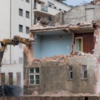 demolizione abitazione e recupero inerti costruzioni a Isola Del Gran Sasso Teramo Abruzzo ESSEBI